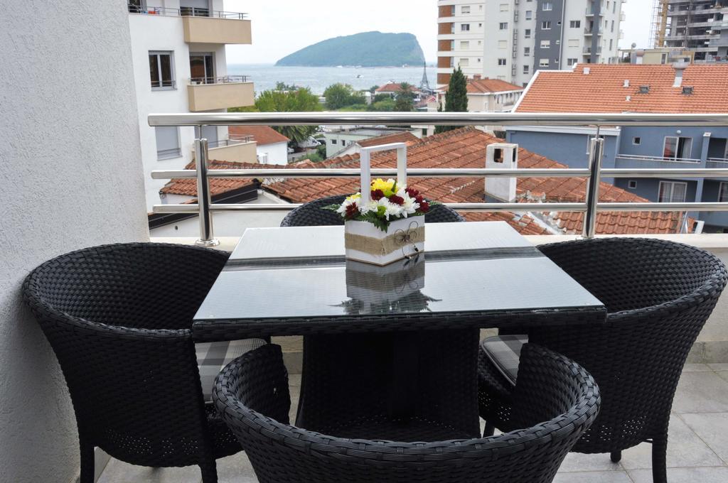 City & Sea Apartments Budva Exterior photo