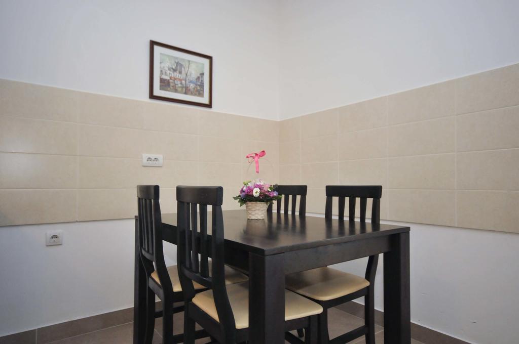 City & Sea Apartments Budva Exterior photo