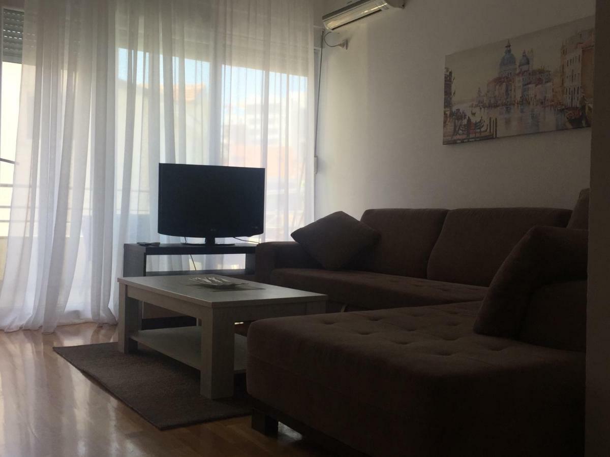 City & Sea Apartments Budva Exterior photo