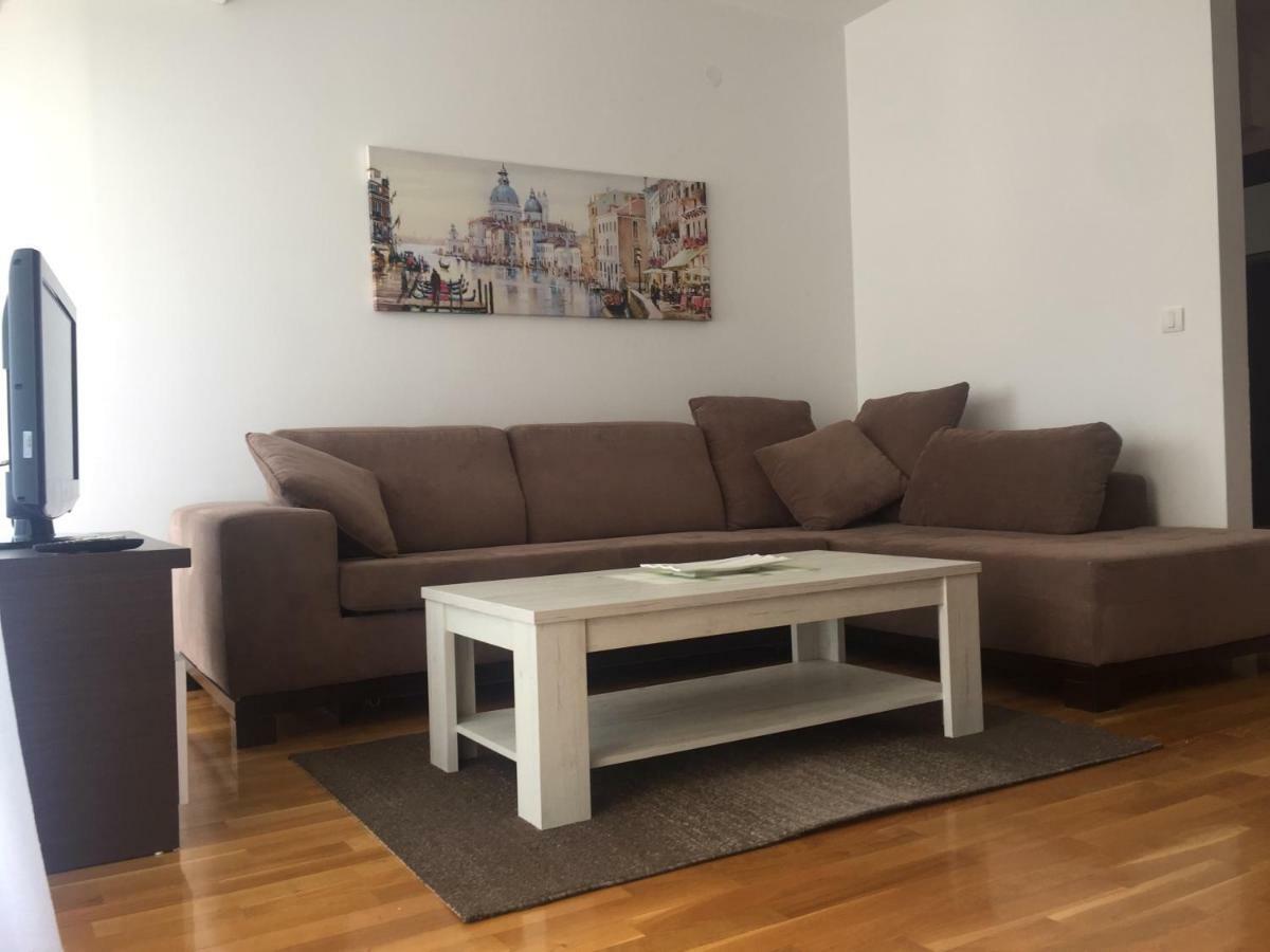 City & Sea Apartments Budva Exterior photo