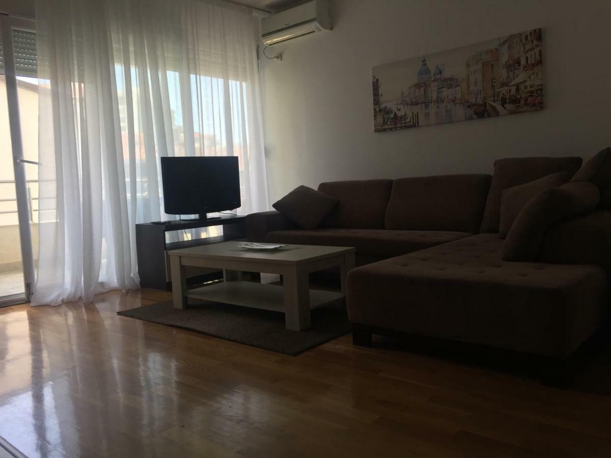 City & Sea Apartments Budva Exterior photo